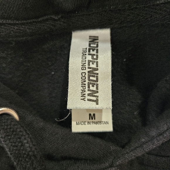 Independent Trading Co Black Sweatshirt Big Time Rush Band Rusher Graphic - Picture 10 of 15